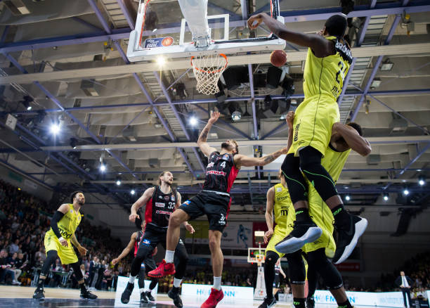 笑容充满了 笑容充满了